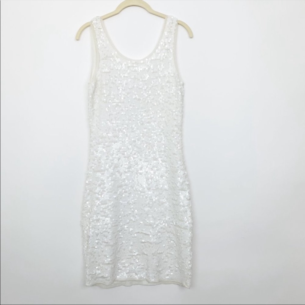 Reposhing — short sleeved tank like bcbg sequin dress